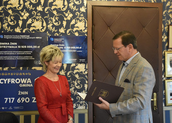 Uroczyste wręczenie dokumentów związanych z powołaniem Dyrektor Beaty Czaczyk na kolejną kadencję