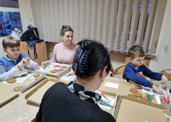 Grudniowe warsztaty dekorowania pierników