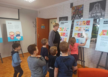 Grupa Sówki w odwiedzinach w Bibliotece