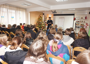 Spotkania autorskie dla młodzieży z Maciejem Bukowskim