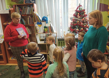 Grupa Zajączki w Bibliotece