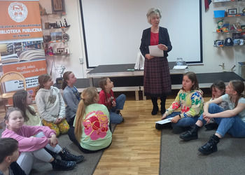Międzynarodowy Dzień Języka Ojczystego w bibliotece.