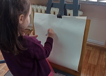 7 marca w bibliotece odbyły się zajęcia z dziećmi z przedszkola ,,U Boba” z grupy Jeżyki. 