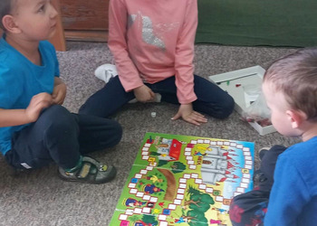 Nauka i zabawa w filii w Brzyskorzystewku