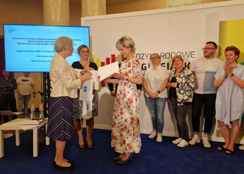 Pani Dyrektor Beata Czaczyk odebrała wyróżnienie w akcji czytelniczej MISTRZ PROMOCJI CZYTELNICTWA