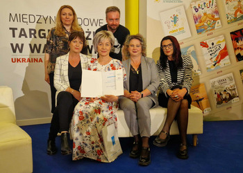 Pani Dyrektor Beata Czaczyk odebrała wyróżnienie w akcji czytelniczej MISTRZ PROMOCJI CZYTELNICTWA