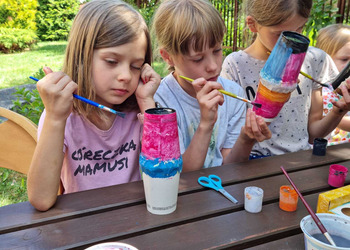 Ryżowe marakasy - zajęcia plastyczne dla dzieci