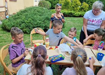 Ryżowe marakasy - zajęcia plastyczne dla dzieci