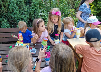 Ryżowe marakasy - zajęcia plastyczne dla dzieci