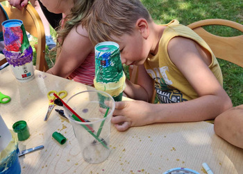 Ryżowe marakasy - zajęcia plastyczne dla dzieci