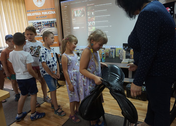 ZaKOŃtek w bibliotece - wakacyjne zajęcia dla dzieci