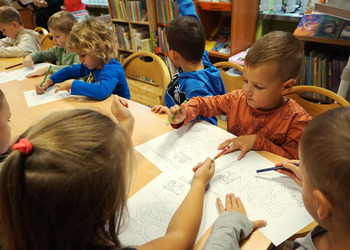 Zajęcia z przedszkolakami z grupy Jeżyki