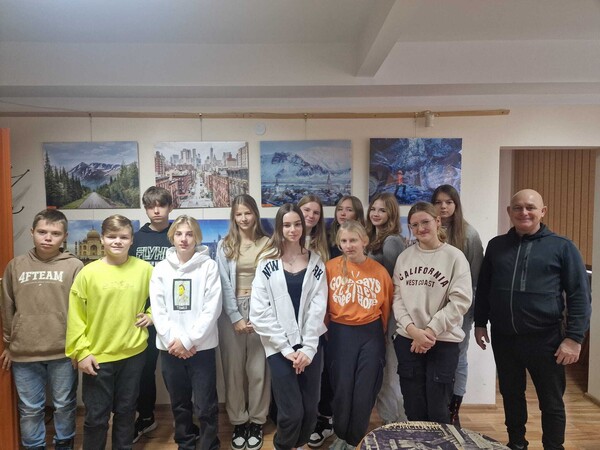 7C na lekcji bibliotecznej