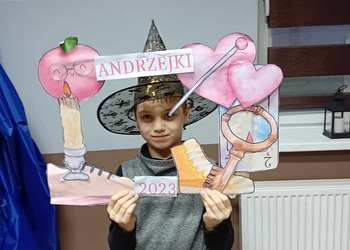 27 listopada Filia Biblioteki w Brzyskorzystewku we współpracy ze Świetlicą Opiekuńczo – Wychowawczą w Brzyskorzystewku zorganizowały Andrzejki dla dzieci.
