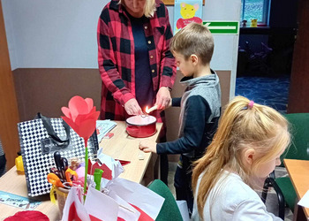 27 listopada Filia Biblioteki w Brzyskorzystewku we współpracy ze Świetlicą Opiekuńczo – Wychowawczą w Brzyskorzystewku zorganizowały Andrzejki dla dzieci.