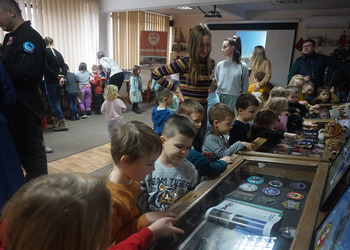 Wystawa gadżetów lotniczych Stasia Sopińskiego