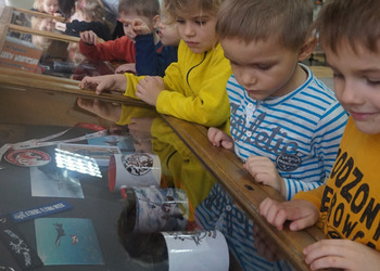 Wystawa gadżetów lotniczych Stasia Sopińskiego