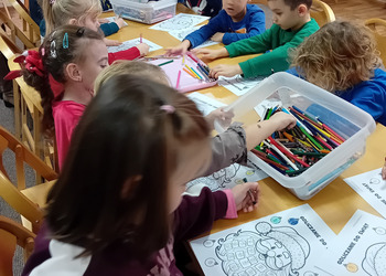 Świąteczne zajęcia plastyczne dla przedszkolaków