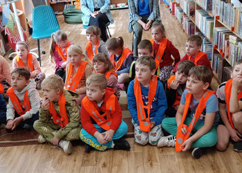 Sowy na lekcji bibliotecznej