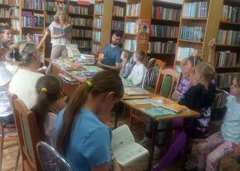 Rodzinne czytanie w Gorzycach