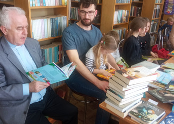 Rodzinne czytanie w Gorzycach