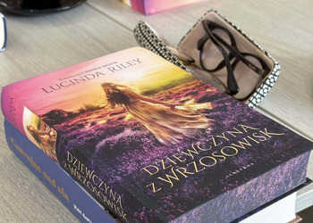 23 września w naszej bibliotece odbyło się spotkanie Dyskusyjnego Klubu Książki. Tym razem omawialiśmy książkę bestsellerowej autorki Lucindy Riley.