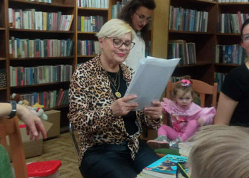 Rodzinne czytanie w Gorzycach