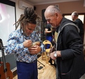 Podróż sentymentalna z Jose Torresem w bibliotece