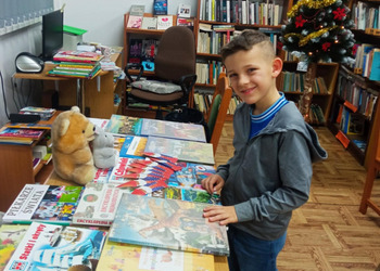 29 stycznia 2026r. w filii bibliotecznej w Gorzycach odbyła się kolejna zimowa edycja „Rodzinnego czytania” w ramach akcji „Gorzyce czytają”. 