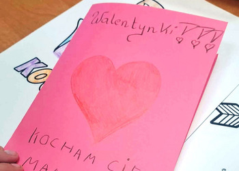 Walentynki - zajęcia plastyczne