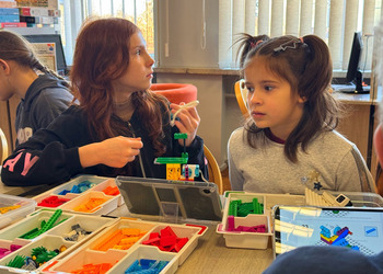 Ferie w bibliotece: Robotyka - Lego kreatywnie  