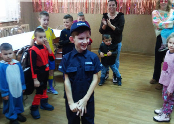 4 lutego 2026r. w filii bibliotecznej w Gorzycach zapanował niezwykły, karnawałowy nastrój.  